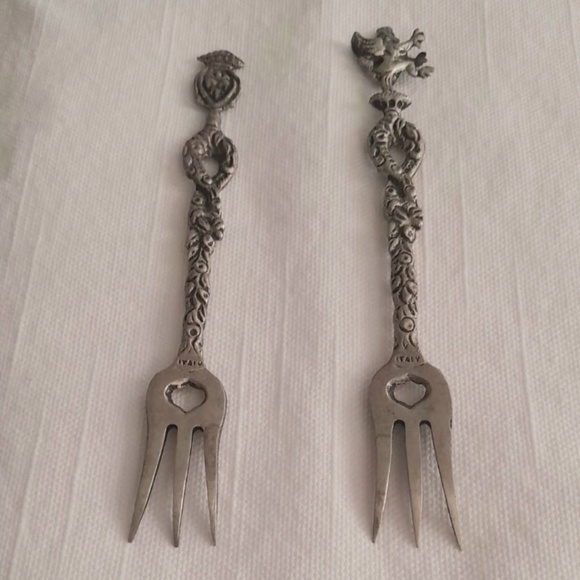Vintage Oyster forks Made in Italy set of 2 filigree - Picture 2 of 5